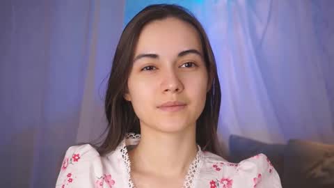  Gwen  online show from 02.25.25