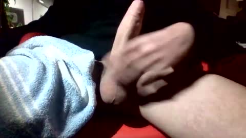 Snapshot of _mask_boy_ chatting on 12.02.25 masked boy online show from 12.02.25