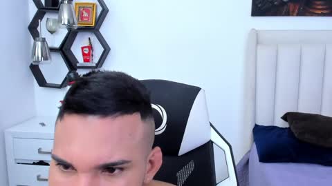 _matthew_santos_ online show from 01.21.25