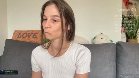 Snapshot of _meg chatting on 10.19.25 Meg online show from 10.19.25