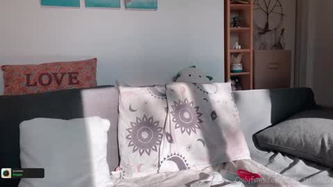 Snapshot of _meg chatting on 02.14.26 Meg online show from 02.14.26