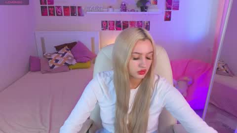 Melany online show from 09.28.25