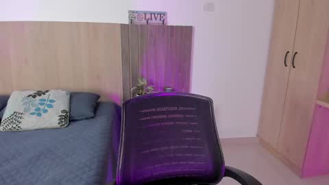 _miamiller_ online show from 09.14.25