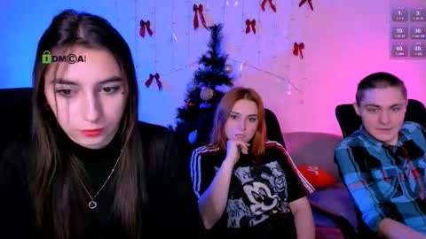 Snapshot of _mila_fire chatting on 01.12.26 your Mila online show from 01.12.26