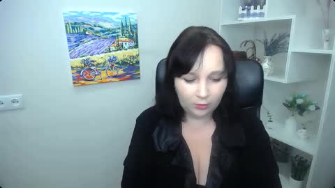 Snapshot of _miranda_sun chatting on 11.26.25 Miranda online show from 11.26.25