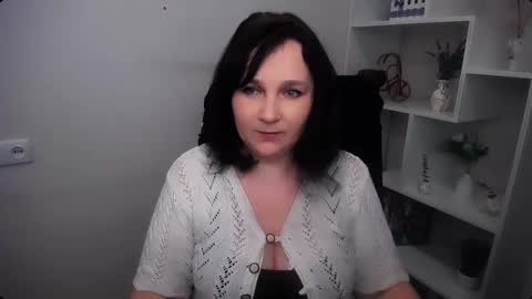 Snapshot of _miranda_sun chatting on 02.13.26 Miranda online show from 02.13.26