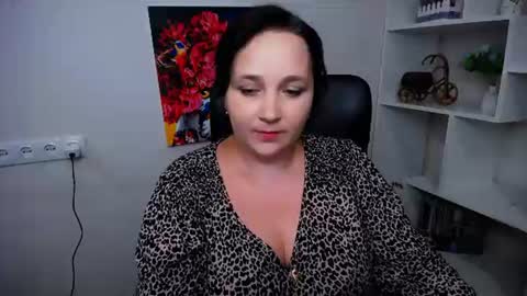 Snapshot of _miranda_sun chatting on 07.28.26 Miranda online show from 07.28.26