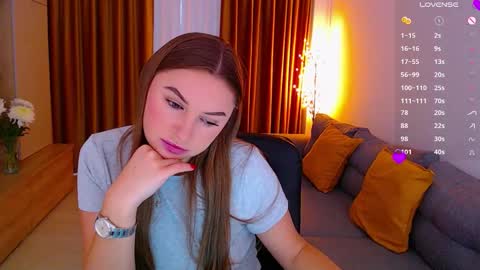 Mia online show from 10.18.25