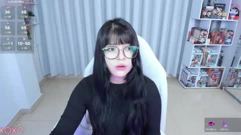 Snapshot of _misshoneyxx chatting on 04.25.26 Hanna Idependent Model online show from 04.25.26