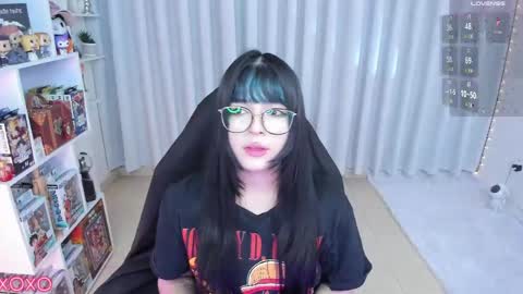 Hanna  Idependent Model   online show from 05.17.26