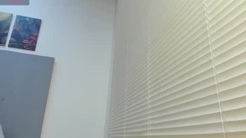 _molly_rosse_ online show from 10.23.25