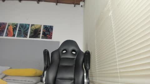 _molly_rosse_ online show from 05.05.26