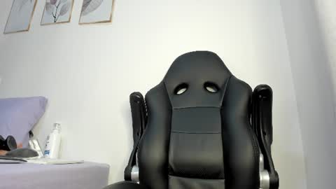 Snapshot of _molly_rosse_ chatting on 06.15.26 _molly_rosse_ online show from 06.15.26