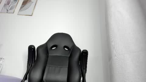 Snapshot of _molly_rosse_ chatting on 06.22.26 _molly_rosse_ online show from 06.22.26