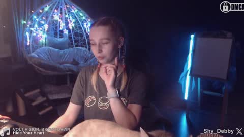 Snapshot of _mother_of_cats chatting on 01.10.25 Debby online show from 01.10.25