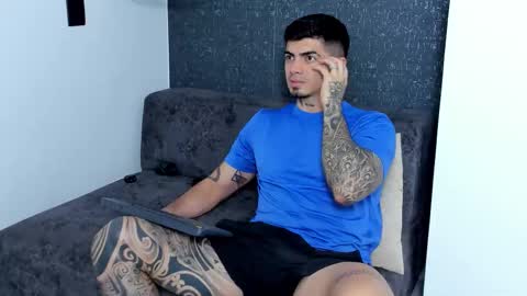 Snapshot of _mrcock_ chatting on 02.05.26 _mrcock_ online show from 02.05.26