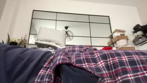 Snapshot of _muestroverga chatting on 12.22.24 _muestroverga online show from 12.22.24