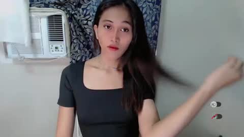 Snapshot of _nakedsabrina chatting on 10.08.25 jenny claire online show from 10.08.25