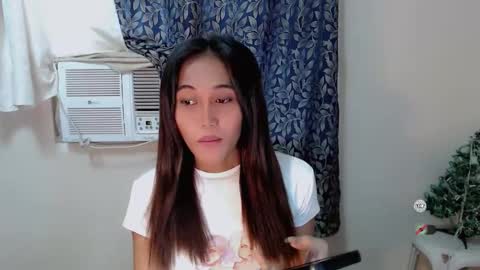 Snapshot of _nakedsabrina chatting on 10.20.25 jenny claire online show from 10.20.25