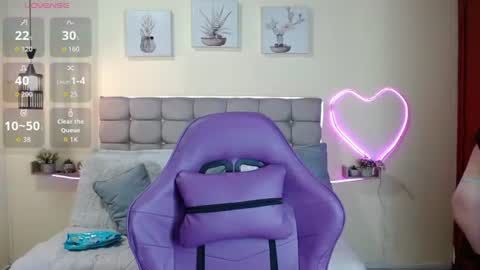 _naomi_s online show from 06.14.26