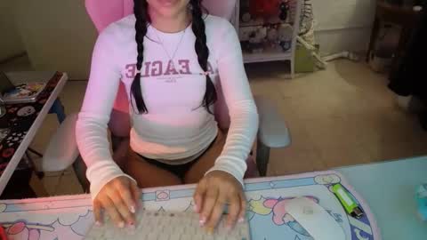 _nathaila_ online show from 09.17.25