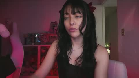 Snapshot of _nathaila_ chatting on 04.17.26 _nathaila_ online show from 04.17.26