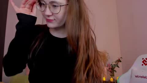 Snapshot of _nemalkovamia chatting on 02.16.25 Mia with a big heart  online show from 02.16.25