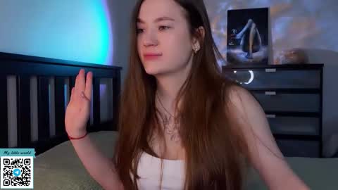 Snapshot of _nemalkovamia chatting on 10.02.25 Mia with a big heart  online show from 10.02.25