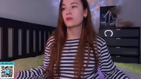 Snapshot of _nemalkovamia chatting on 10.14.25 Mia with a big heart  online show from 10.14.25