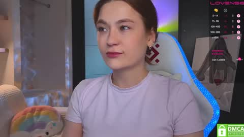 Snapshot of _nemalkovamia chatting on 04.15.26 Mia with a big heart online show from 04.15.26