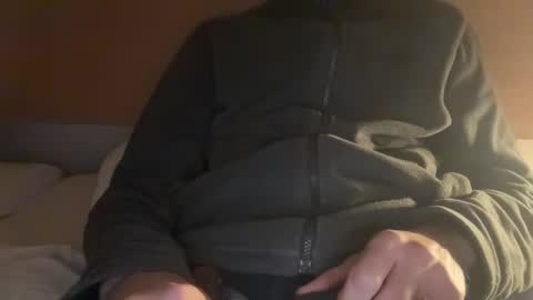 Snapshot of _niceguy chatting on 01.06.25 Max online show from 01.06.25