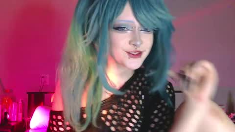 Nicole online show from 11.18.25