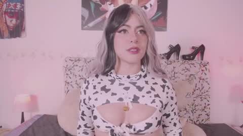 niiky online show from 02.17.25