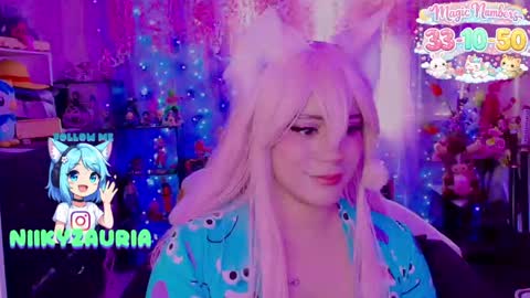 niiky online show from 04.28.26