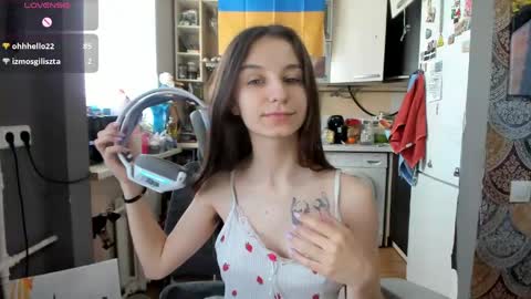 Nika online show from 04.21.26