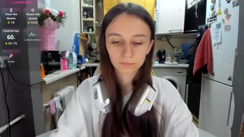 Snapshot of _nika_kik chatting on 05.31.26 Nika online show from 05.31.26