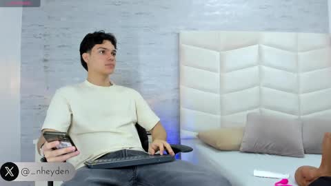 Noah Heyden online show from 02.15.25