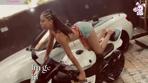 _noahjones online show from 10.31.25