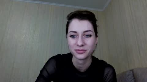  Number 1  online show from 01.10.25