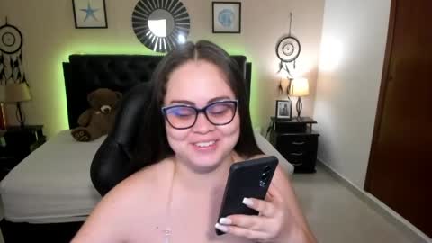 Olivia jones online show from 04.23.26