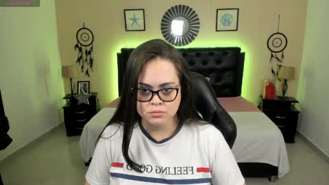 Olivia jones online show from 05.12.26