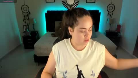 Olivia jones online show from 06.12.26