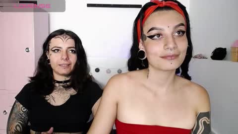 Snapshot of _onthary_6 chatting on 12.18.25 Jazz Onthary online show from 12.18.25