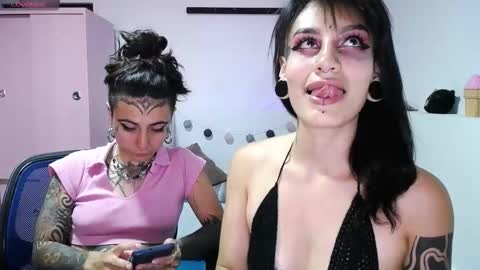 Snapshot of _onthary_6 chatting on 12.19.25 Jazz Onthary online show from 12.19.25