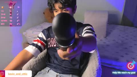 Snapshot of _ottis_ chatting on 12.10.24 ottis and kevin online show from 12.10.24