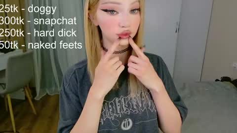 _paprika online show from 11.30.25