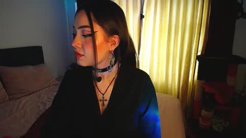 Paris online show from 03.06.26