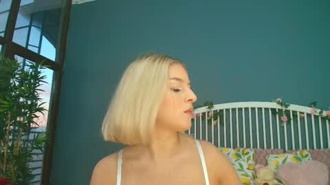 Alisa online show from 10.30.25