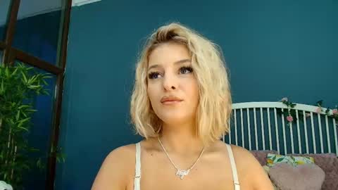 Alisa online show from 11.17.25