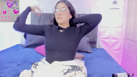 Snapshot of _paula_69 chatting on 01.07.26 Pau online show from 01.07.26